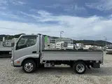 2024 Toyota Dyna Truck Tokushima Prefecture, 4WD, 1.4t load capacity, flatbed, 5-speed manual transmission, one owner Silver Truck for sale, Japanese used car export - photo 4 of 53 | GULJI TRADERS
