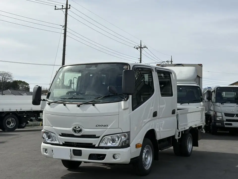 2026 Toyota Dyna Truck No power gate, Not applicable 2WD - photo 1 2026 Toyota Dyna Truck No power gate, Not applicable 2WD White Truck for sale, Japanese used car export - photo 1 of 25 | GULJI TRADERS