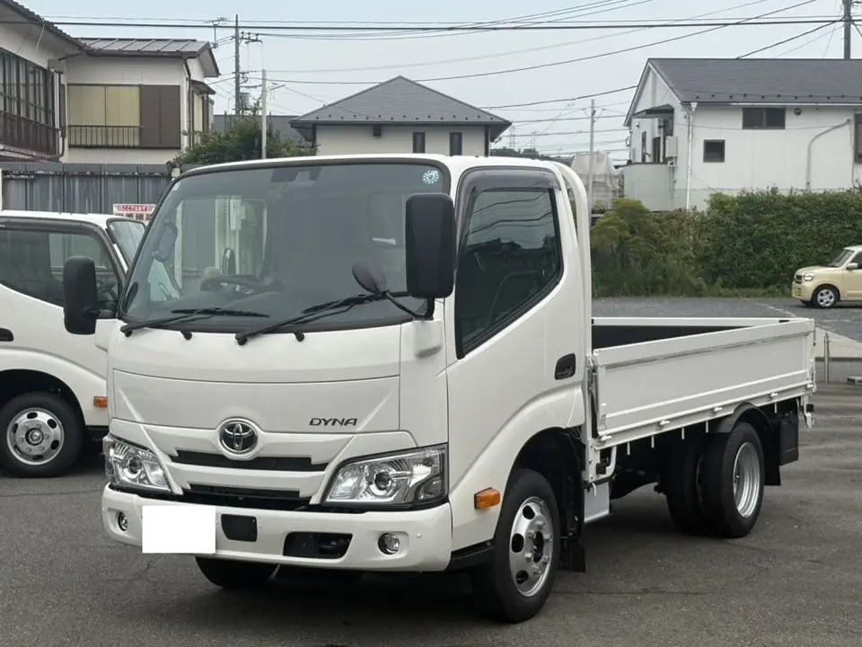 2026 Toyota Dyna Truck No power tailgate, not applicable, 2WD - photo 1 2026 Toyota Dyna Truck No power tailgate, not applicable, 2WD White Truck for sale, Japanese used car export - photo 1 of 25 | GULJI TRADERS