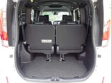 2016 Toyota Esquire Hybrid Gi Sedan for sale, Japanese used car export - photo 29 of 67 | GULJI TRADERS