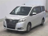 2016 Toyota Esquire Sedan for sale, Japanese used car export - photo 3 of 16 | GULJI TRADERS