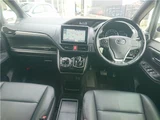 2016 Toyota Esquire Hybrid Sedan for sale, Japanese used car export - photo 32 of 60 | GULJI TRADERS