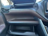 2016 Toyota Esquire 2.0 Gi Sedan for sale, Japanese used car export - photo 24 of 74 | GULJI TRADERS