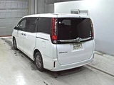 2016 Toyota Esquire Gi Sedan for sale, Japanese used car export - photo 4 of 5 | GULJI TRADERS