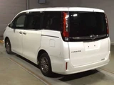2016 Toyota Esquire Gi Sedan for sale, Japanese used car export - photo 4 of 11 | GULJI TRADERS