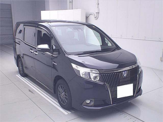 2016 Toyota Esquire Hybrid Sedan for sale, Japanese used car export - photo 1 of 12 | GULJI TRADERS