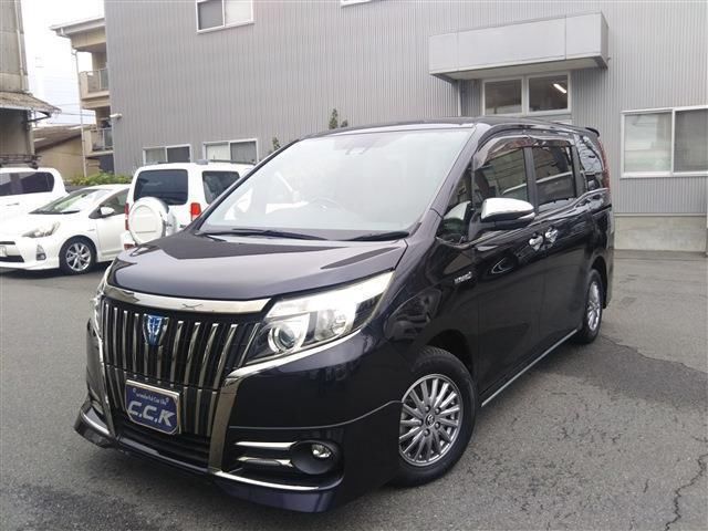 2016 Toyota Esquire 1.8Gi Hybrid BlackT - photo 1 2016 Toyota Esquire 1.8Gi Hybrid BlackT Sedan for sale, Japanese used car export - photo 1 of 23 | GULJI TRADERS