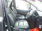 2016 Toyota Esquire 1.8Gi Hybrid BlackT Sedan for sale, Japanese used car export - photo 14 of 23 | GULJI TRADERS