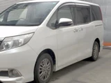 2016 Toyota Esquire Gi Sedan for sale, Japanese used car export - photo 4 of 10 | GULJI TRADERS