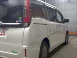 2016 Toyota Esquire Gi Sedan for sale, Japanese used car export - photo 5 of 10 | GULJI TRADERS