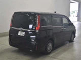 2016 Toyota Esquire Hybrid Sedan for sale, Japanese used car export - photo 5 of 11 | GULJI TRADERS