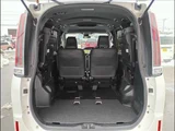2017 Toyota Esquire Sedan for sale, Japanese used car export - photo 16 of 22 | GULJI TRADERS