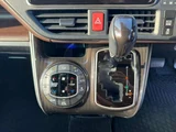 2017 Toyota Esquire 2.0 Gi Sedan for sale, Japanese used car export - photo 27 of 60 | GULJI TRADERS