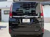 2017 Toyota Esquire 2.0 Gi Sedan for sale, Japanese used car export - photo 6 of 44 | GULJI TRADERS