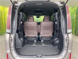 2017 Toyota Esquire Hybrid Gi Sedan for sale, Japanese used car export - photo 18 of 30 | GULJI TRADERS