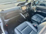 2017 Toyota Esquire 1.8 Hybrid Gi Sedan for sale, Japanese used car export - photo 21 of 41 | GULJI TRADERS