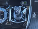 2017 Toyota Esquire Hybrid Sedan for sale, Japanese used car export - photo 44 of 71 | GULJI TRADERS