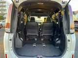 2017 Toyota Esquire Hybrid Gi Sedan for sale, Japanese used car export - photo 12 of 35 | GULJI TRADERS
