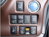 2017 Toyota Esquire 1.8 Hybrid Gi Sedan for sale, Japanese used car export - photo 28 of 65 | GULJI TRADERS