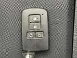 2017 Toyota Esquire Gi Sedan for sale, Japanese used car export - photo 21 of 24 | GULJI TRADERS