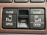 2017 Toyota Esquire Gi Sedan for sale, Japanese used car export - photo 12 of 24 | GULJI TRADERS