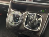 2017 Toyota Esquire Gi Sedan for sale, Japanese used car export - photo 10 of 23 | GULJI TRADERS