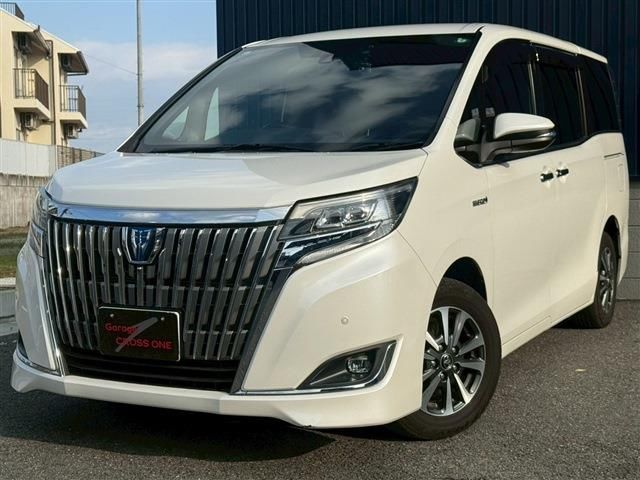 2017 Toyota Esquire 1.8Gi Hybrid - photo 1 2017 Toyota Esquire 1.8Gi Hybrid Sedan for sale, Japanese used car export - photo 1 of 30 | GULJI TRADERS