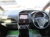 2017 Toyota Esquire 1.8Gi Hybrid Sedan for sale, Japanese used car export - photo 11 of 30 | GULJI TRADERS