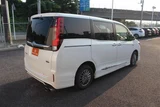2017 Toyota Esquire 1.8Gi Hybrid BlackT Sedan for sale, Japanese used car export - photo 10 of 30 | GULJI TRADERS