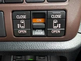 2017 Toyota Esquire 1.8Gi Hybrid Sedan for sale, Japanese used car export - photo 13 of 30 | GULJI TRADERS