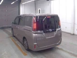 2017 Toyota Esquire Hybrid Gi Sedan for sale, Japanese used car export - photo 2 of 3 | GULJI TRADERS