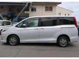 2017 Toyota Esquire 2.0 Xi 4WD Sedan for sale, Japanese used car export - photo 6 of 24 | GULJI TRADERS