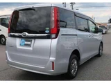 2017 Toyota Esquire 2.0 Xi 4WD Sedan for sale, Japanese used car export - photo 7 of 24 | GULJI TRADERS