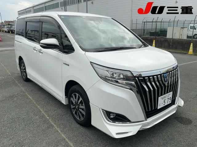 2017 Toyota Esquire Hybrid Gi Sedan for sale, Japanese used car export - photo 1 of 12 | GULJI TRADERS