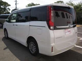 2017 Toyota Esquire 1.8 Hybrid Gi Sedan for sale, Japanese used car export - photo 11 of 24 | GULJI TRADERS