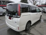 2017 Toyota Esquire Hybrid Xi Sedan for sale, Japanese used car export - photo 2 of 23 | GULJI TRADERS