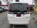 2017 Toyota Esquire Hybrid Xi Sedan for sale, Japanese used car export - photo 18 of 23 | GULJI TRADERS