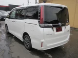 2017 Toyota Esquire Hybrid Xi Sedan for sale, Japanese used car export - photo 19 of 23 | GULJI TRADERS