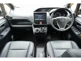 2017 Toyota Esquire Hybrid Gi Sedan for sale, Japanese used car export - photo 3 of 9 | GULJI TRADERS
