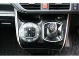 2017 Toyota Esquire Hybrid Gi Sedan for sale, Japanese used car export - photo 5 of 9 | GULJI TRADERS