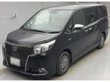 2017 Toyota Esquire Hybrid Gi Sedan for sale, Japanese used car export - photo 1 of 3 | GULJI TRADERS