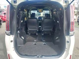 2018 Toyota Esquire 2.0 Sedan for sale, Japanese used car export - photo 41 of 50 | GULJI TRADERS