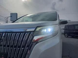 2018 Toyota Esquire 2.0 Sedan for sale, Japanese used car export - photo 49 of 50 | GULJI TRADERS
