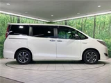 2018 Toyota Esquire Hybrid Gi Sedan for sale, Japanese used car export - photo 11 of 30 | GULJI TRADERS