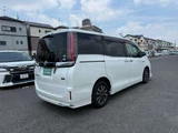 2018 Toyota Esquire 1.8 Hybrid Gi Sedan for sale, Japanese used car export - photo 60 of 68 | GULJI TRADERS