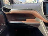 2018 Toyota Esquire 1.8 Hybrid Gi Sedan for sale, Japanese used car export - photo 21 of 74 | GULJI TRADERS