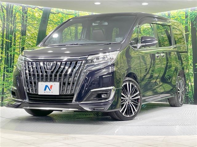 2018 Toyota Esquire Gi - photo 1 2018 Toyota Esquire Gi Sedan for sale, Japanese used car export - photo 1 of 30 | GULJI TRADERS