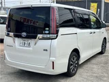 2018 Toyota Esquire Hybrid Gi Sedan for sale, Japanese used car export - photo 4 of 32 | GULJI TRADERS