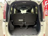 2018 Toyota Esquire 1.8 Hybrid Gi Sedan for sale, Japanese used car export - photo 11 of 47 | GULJI TRADERS