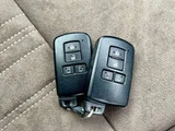 2018 Toyota Esquire 1.8 Hybrid Gi Sedan for sale, Japanese used car export - photo 31 of 39 | GULJI TRADERS
